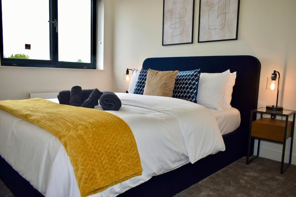 Stylish Modern 1Bed Apartment In เบดฟอร์ด ภายนอก รูปภาพ